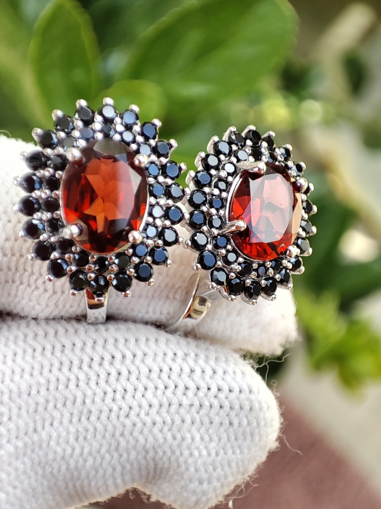 925 Cercei argint cu granat