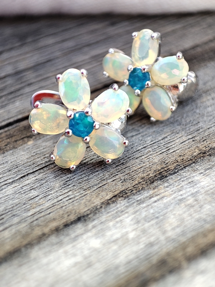 925 Cercei argint cu opal