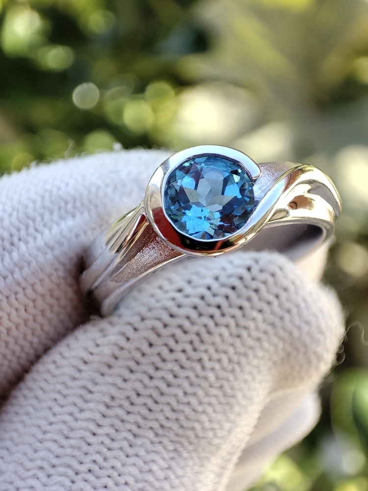 925 Inel argint cu topaz masura 13