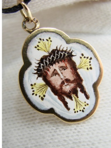 Pandantiv aur 14k cu email pictura chipul lui Iisus