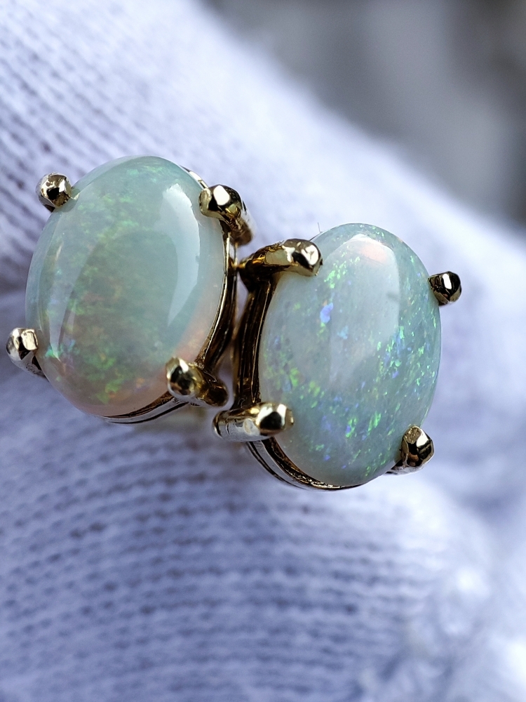 Cercei aur 14k cu Opal natural Opale Australia Stud cu fluturas
