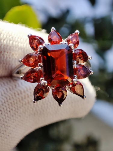 925 Inel argint cu granat masura 12