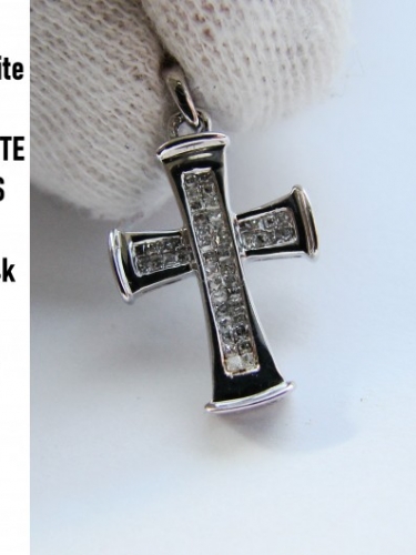 Cruciulita aur alb 14k cu diamante princess