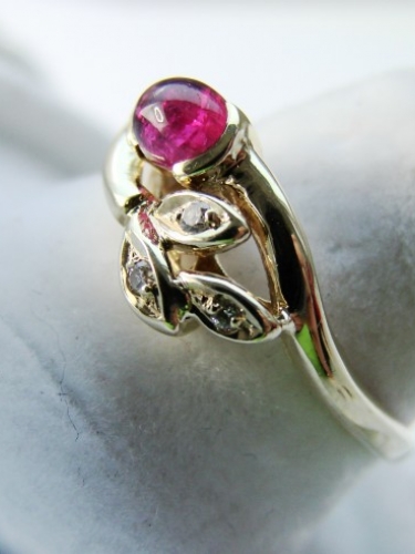 Inel aur 14k cu rubin si diamante