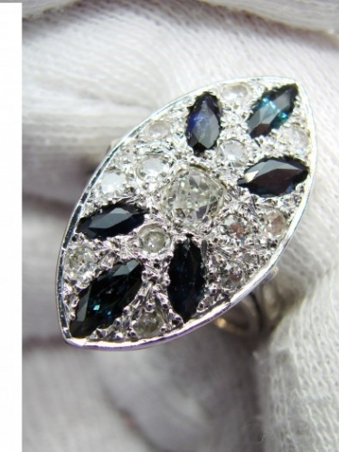 Inel Aur Alb 18K Cu Diamante Si Safire Unicat Safir