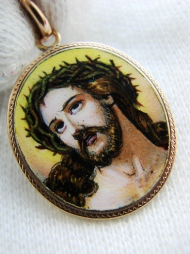 Pandantiv aur 14k cu email chipul lui Iisus ECCE HOMO