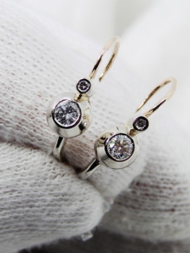 Cercei aur 14k cu diamante button Austria unicat 0.33ct