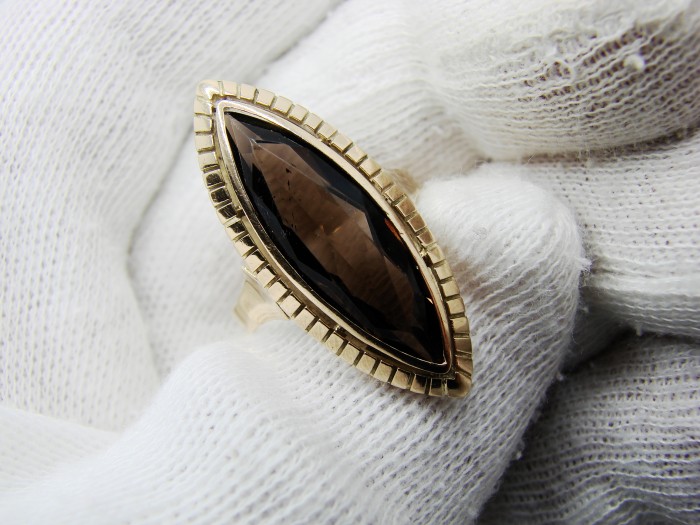 Inel aur 14k cu quartz fumuriu cuart