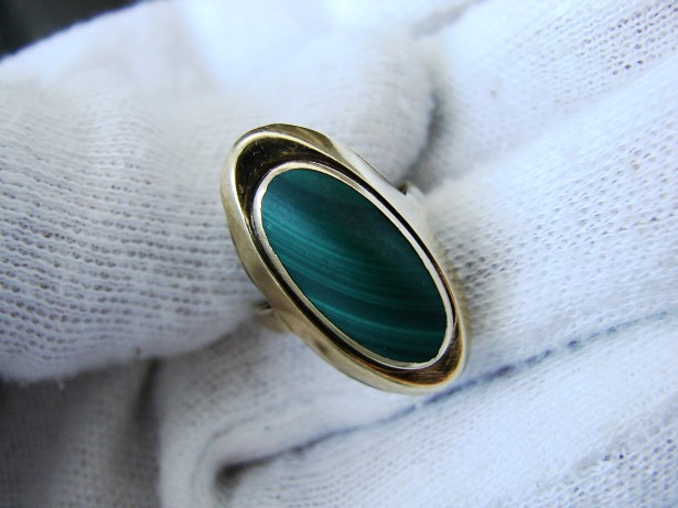 Inel aur 14k cu malachit natural austria unicat
