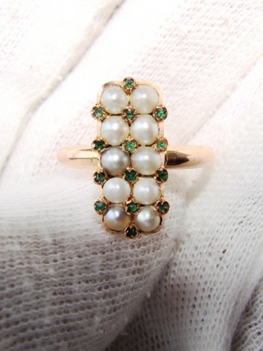 Victorian inel aur 18k cu perle si smaralde