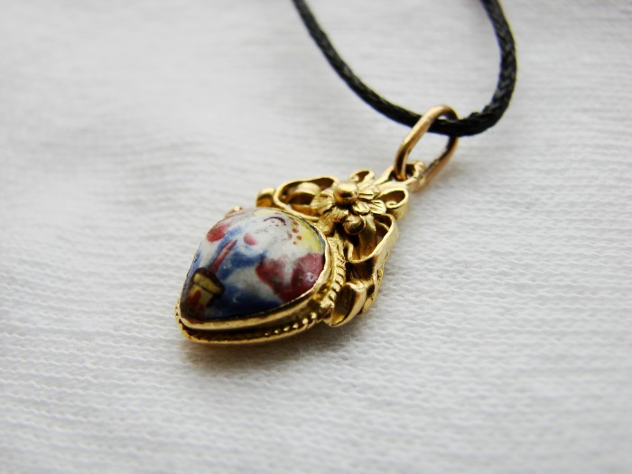 Pandantiv aur 18k amuleta Sfanta Maria si Iisus email UNICAT