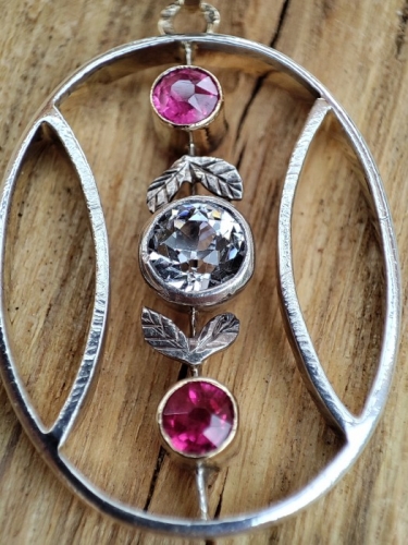 Pandantiv aur 14k argint cu safir alb old euro cut si rubine