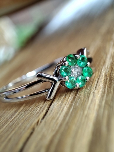 Inel Aur Alb 14K Cu Smaralde Si Diamant Smarald Natural