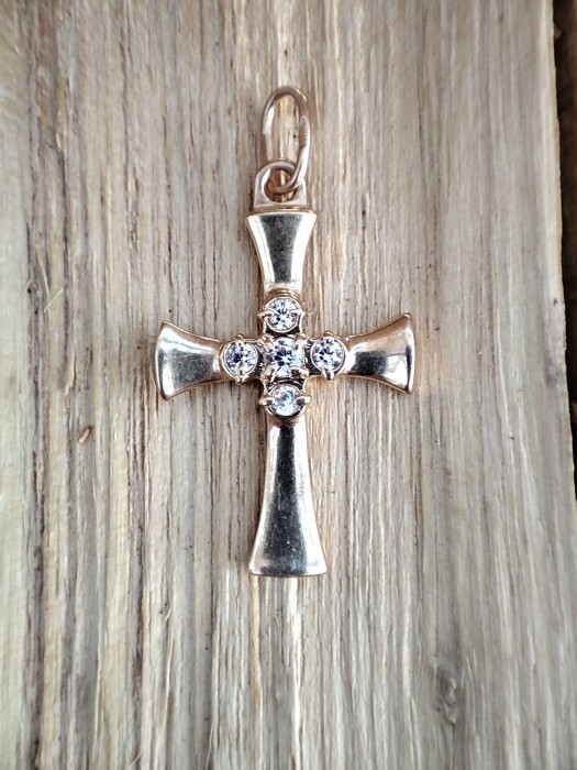Cruciulita cruce aur 14k cu cristal de stanca natural
