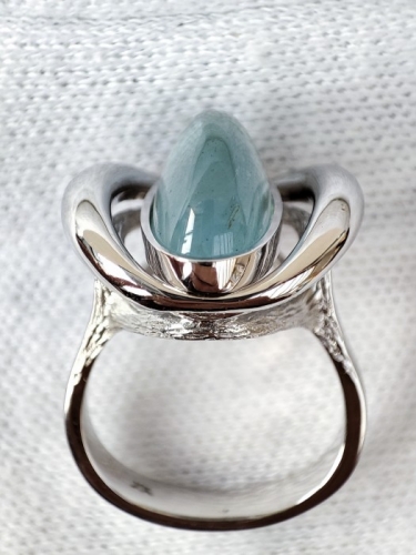 Inel aur alb 14k cu Acvamarin Aquamarin natural cabochon by Wilhelm Müller