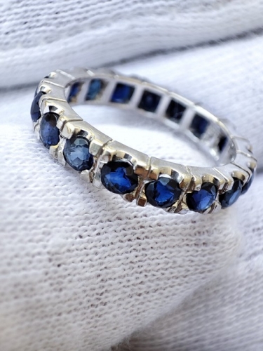 Inel aur alb 18k full eternity memory cu safir natural safire unicat