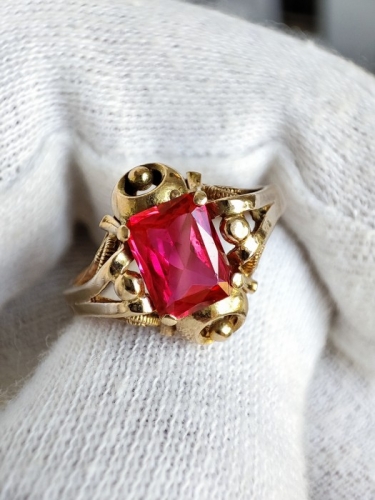 Inel aur 14k rubelit baroc  ungaria certificat