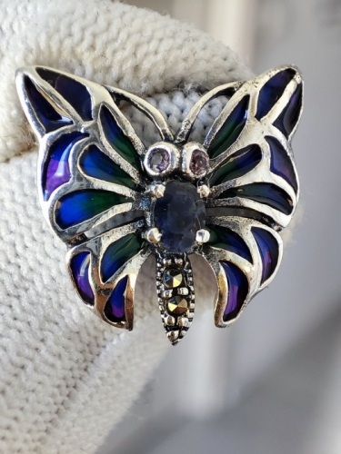 925 -BROSA ARGINT CU SAFIR SI EMAIL