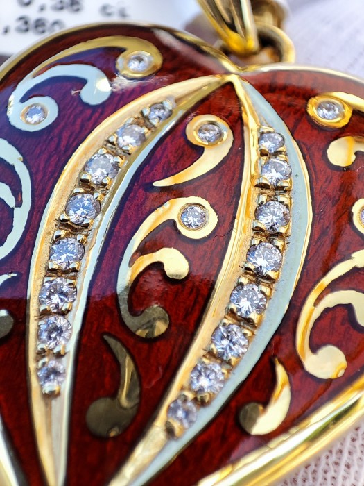 Fabergé Masterpiece by Victor Mayer pandantiv aur 18k cu diamante email rosu poza dubla ARTMAX