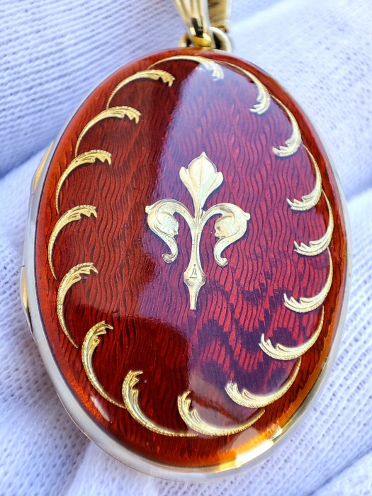 Fabergé Masterpiece by Victor Mayer pandantiv aur 18k cu diamante email rosu unicat caseta pentru poza dubla poze