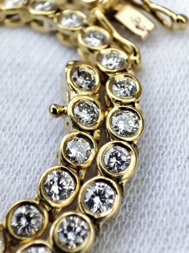 Bratara aur 18k tenis button style cu diamante unicat