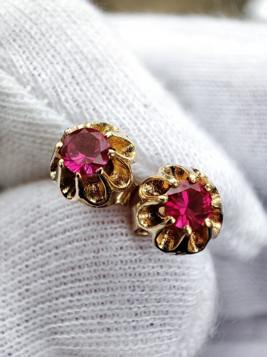 Cercei aur 14k rubelit austria montura tulip retro