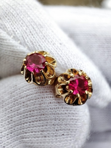Cercei aur 14k rubelit austria montura tulip retro