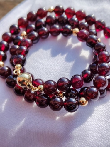 Colier aur 14k cu granat natural Bohemian  granate germania unicat