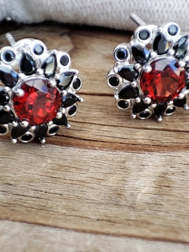 925 CERCEI ARGINT CU GRANAT SI SPINEL
