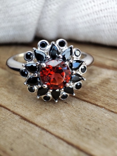 925 INEL ARGINT CU GRANAT SI SPINEL MASURA 15