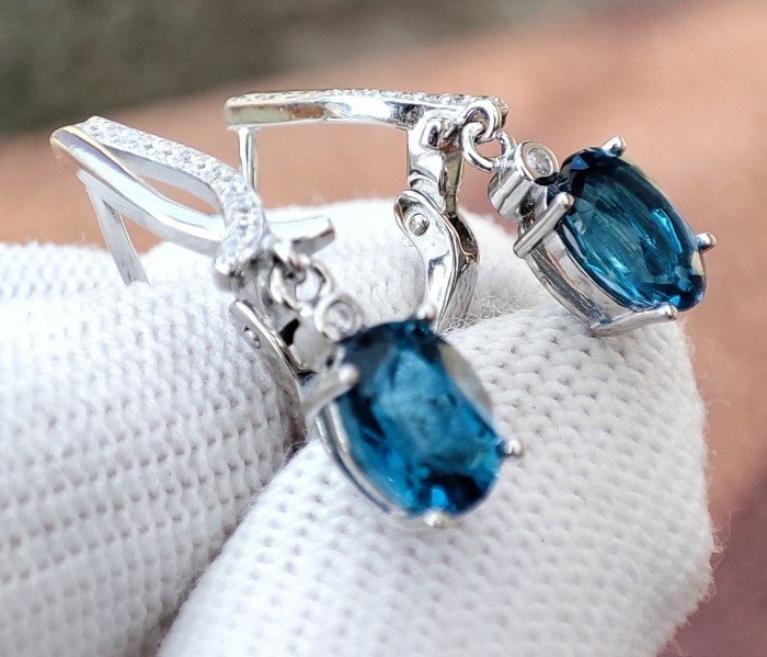 925 CERCEI ARGINT CU TOPAZ LONDON BLUE