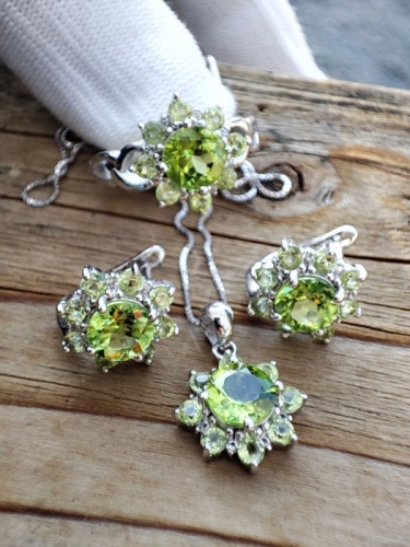 925 INEL ARGINT CU PERIDOT MASURA 16